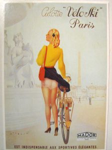 Publicité ancienne de la marque Mador pour sa "culotte vélo-ski" (©Pinterest)