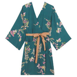 LAURENCE TAVERNIER kimono court Un jour une Histoire